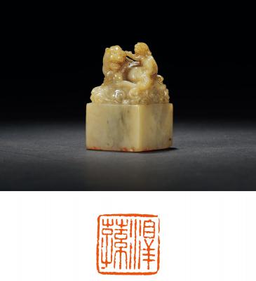 清·寿山石子母兽钮章